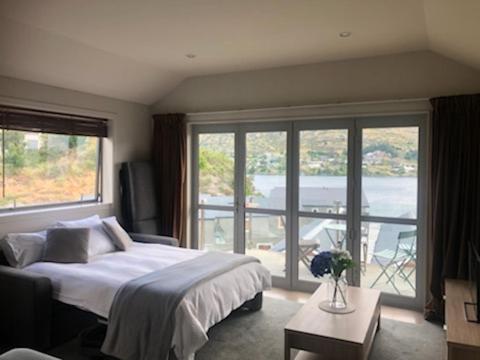 Alpine Village Views Queenstown Exteriör bild