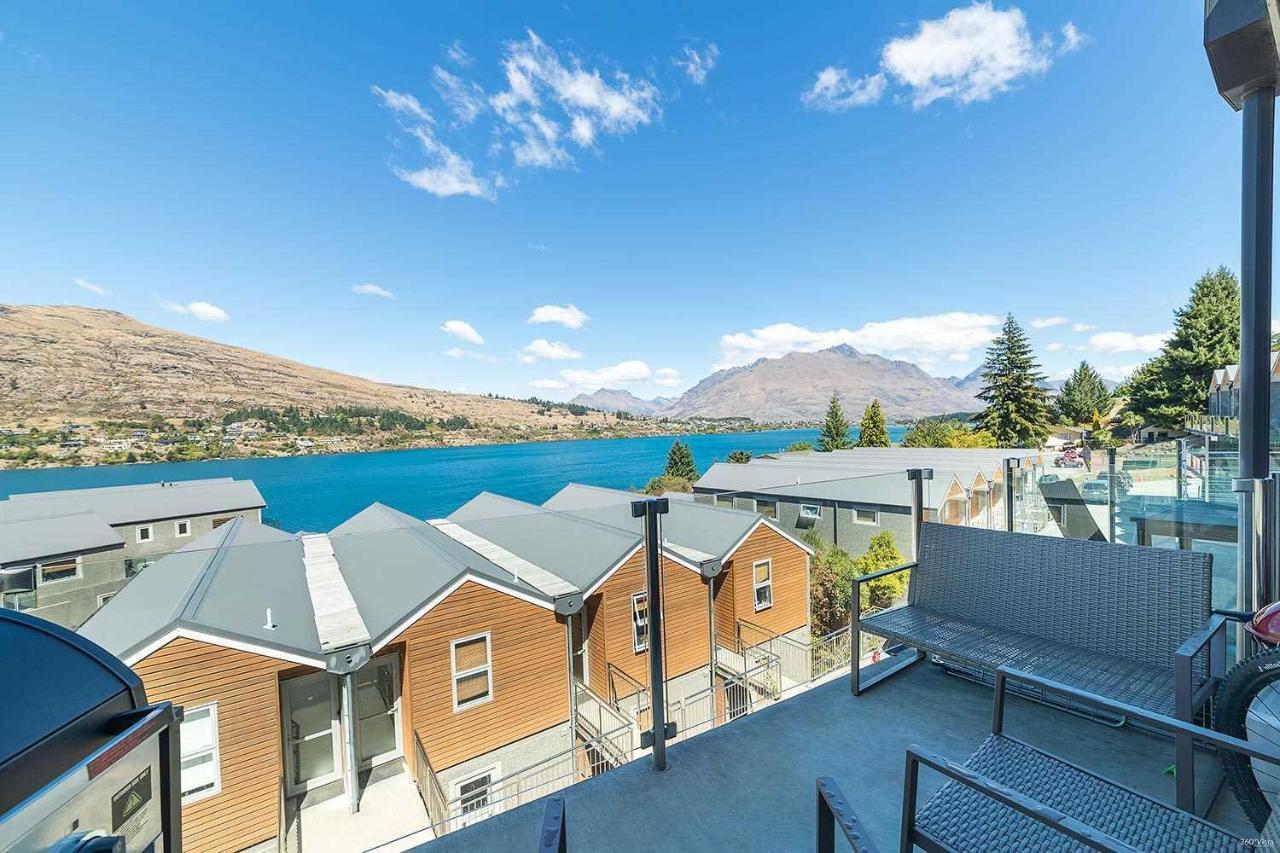Alpine Village Views Queenstown Exteriör bild