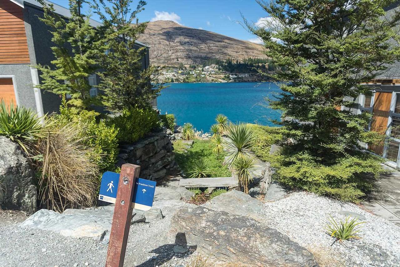 Alpine Village Views Queenstown Exteriör bild